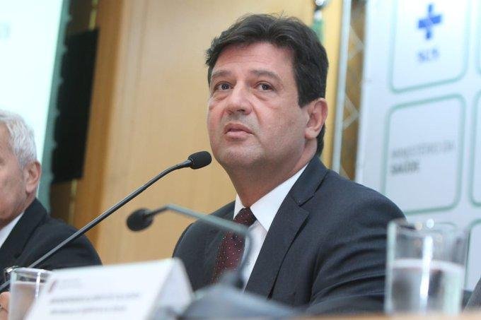 Henrique Mandetta afirmou que estado da paciente "&eacute; bom, ela est&aacute; em isolamento e estamos monitorando&rdquo;