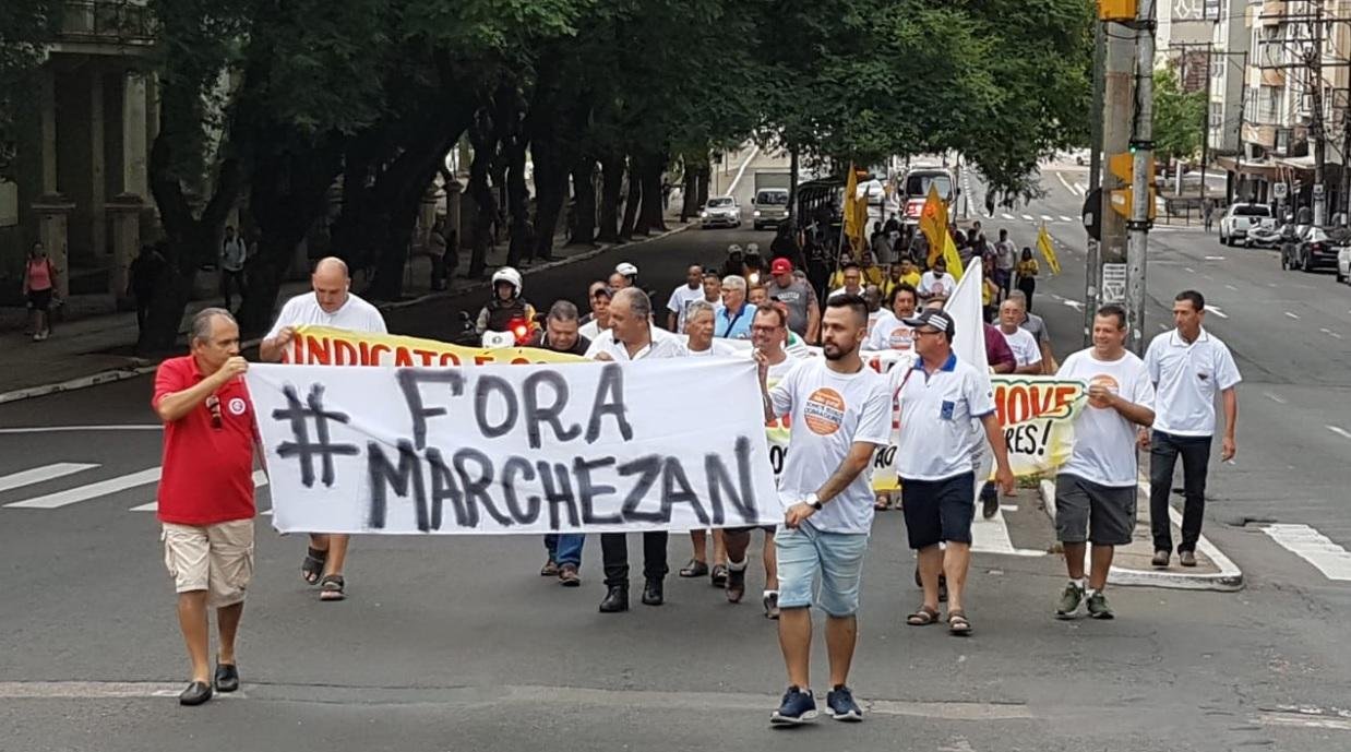 Protesto de Rodovi&aacute;rios contra o pacote sugerido pela prefeitura de Porto Alegre
