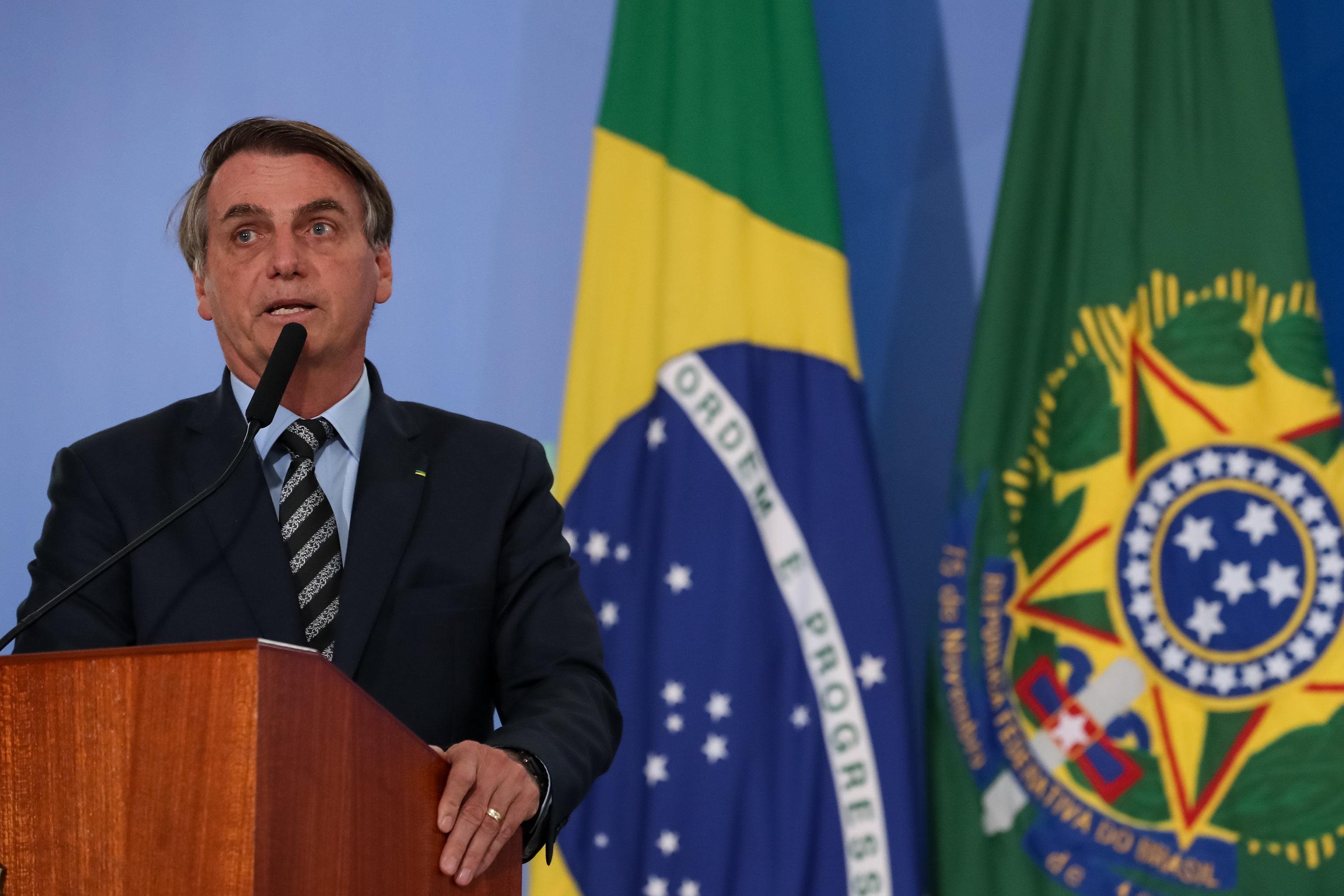 Nos bastidores, fontes do governo alegam problemas diplom&aacute;ticos, jur&iacute;dicos e or&ccedil;ament&aacute;rios para tomar a a&ccedil;&atilde;o