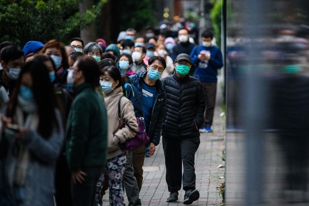 At&eacute; o momento, China j&aacute; confirmou ao menos 490 mortes e mais de 24 mil infectados
