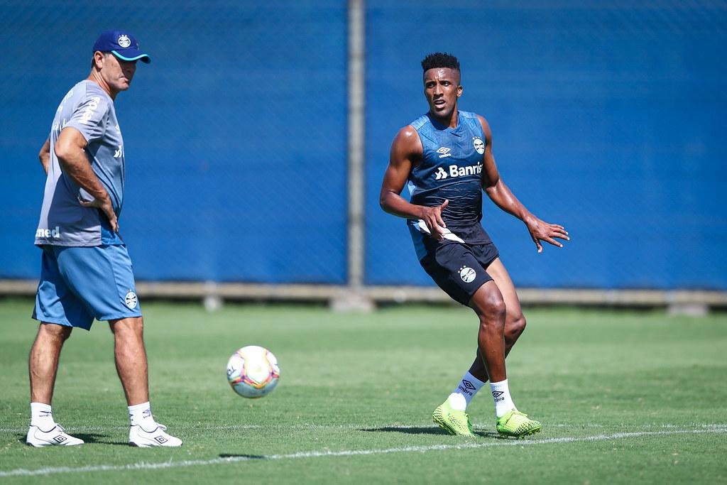 Cortez destacou que o gol de Diego Souza foi acertado na v&eacute;spera da partida contra o Esportivo