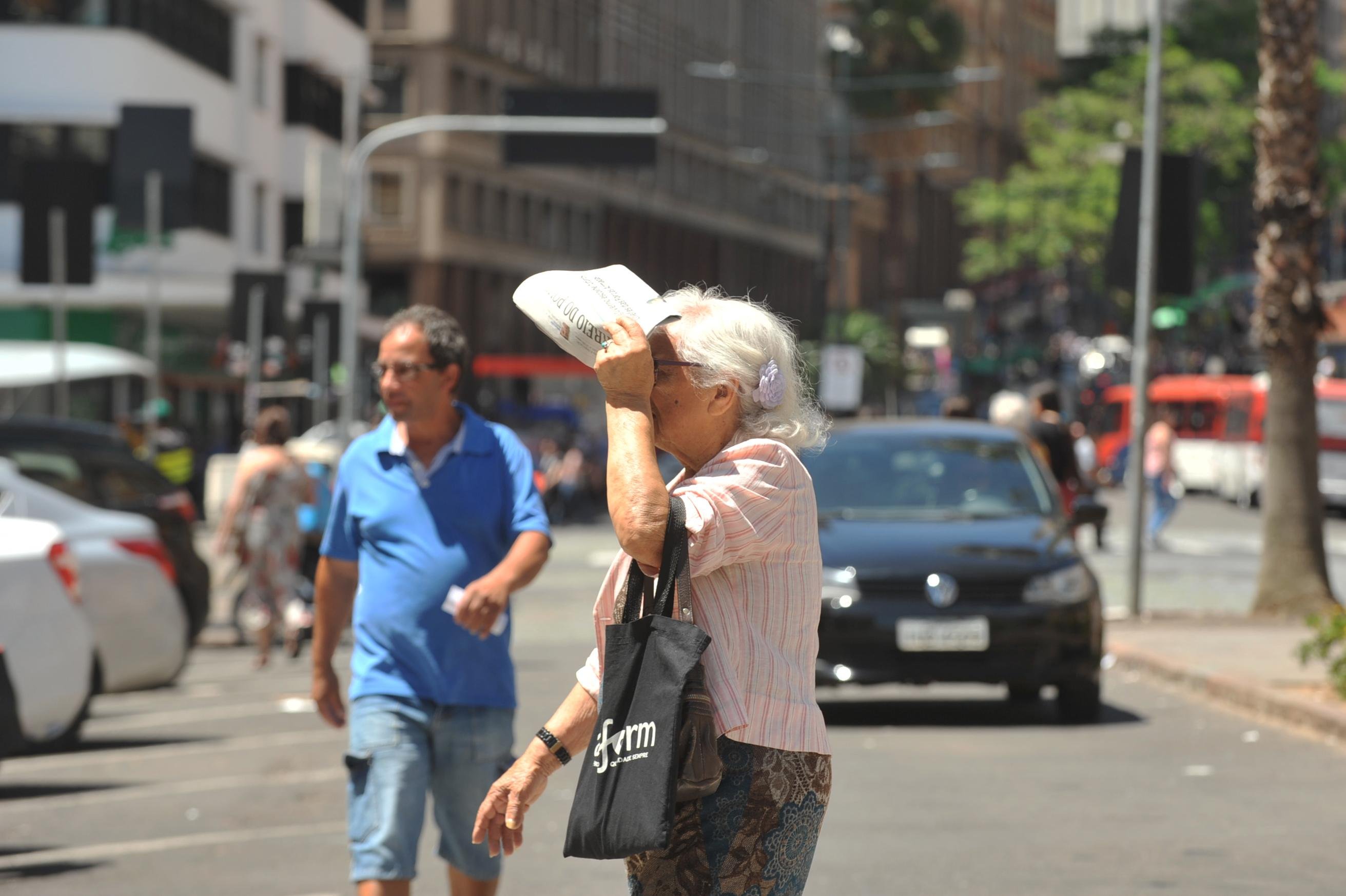 Calor aumenta e m&aacute;xima deve chegar a 37&deg;C na Capital