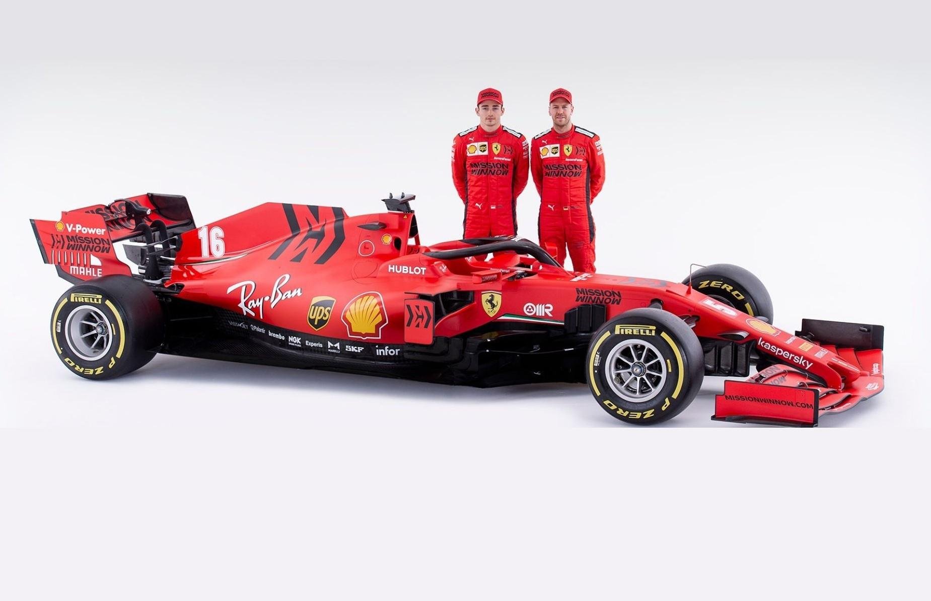 Scuderia aumentou a quantidade de detalhes em preto na pintura vermelha