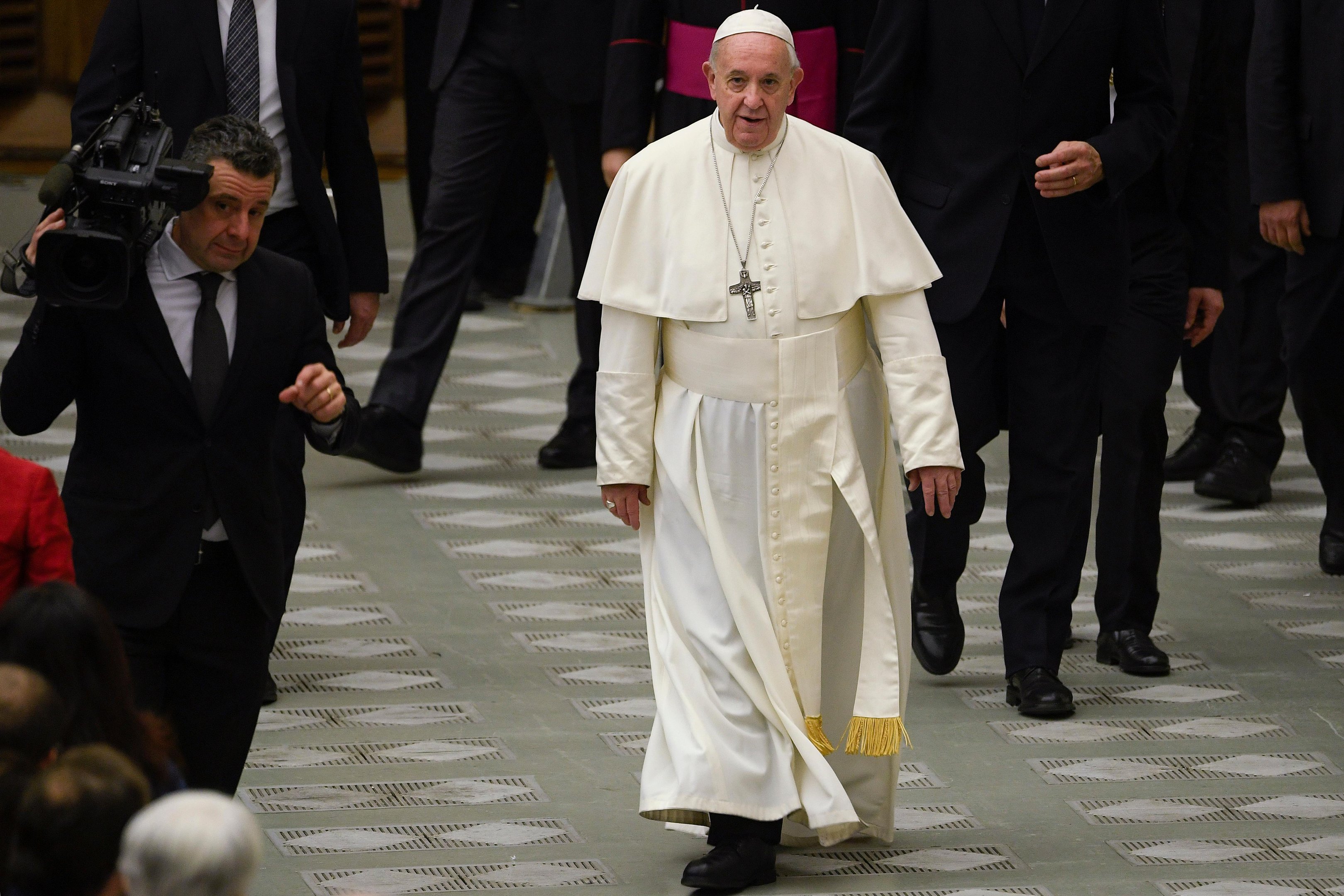 Francisco foi atacado por posi&ccedil;&otilde;es contr&aacute;rias de representantes dos mais variados n&iacute;veis dentro da Igreja Cat&oacute;lica