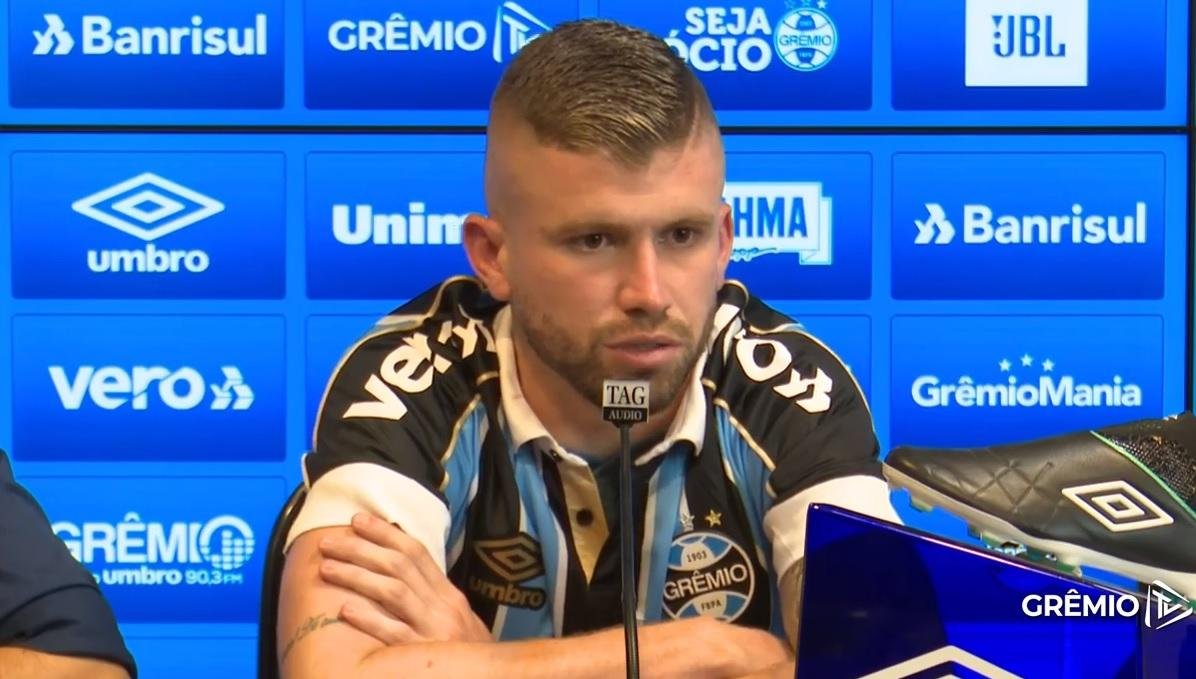 Caio Henrique foi apresentado nesta quarta-feira pelo Gr&ecirc;mio