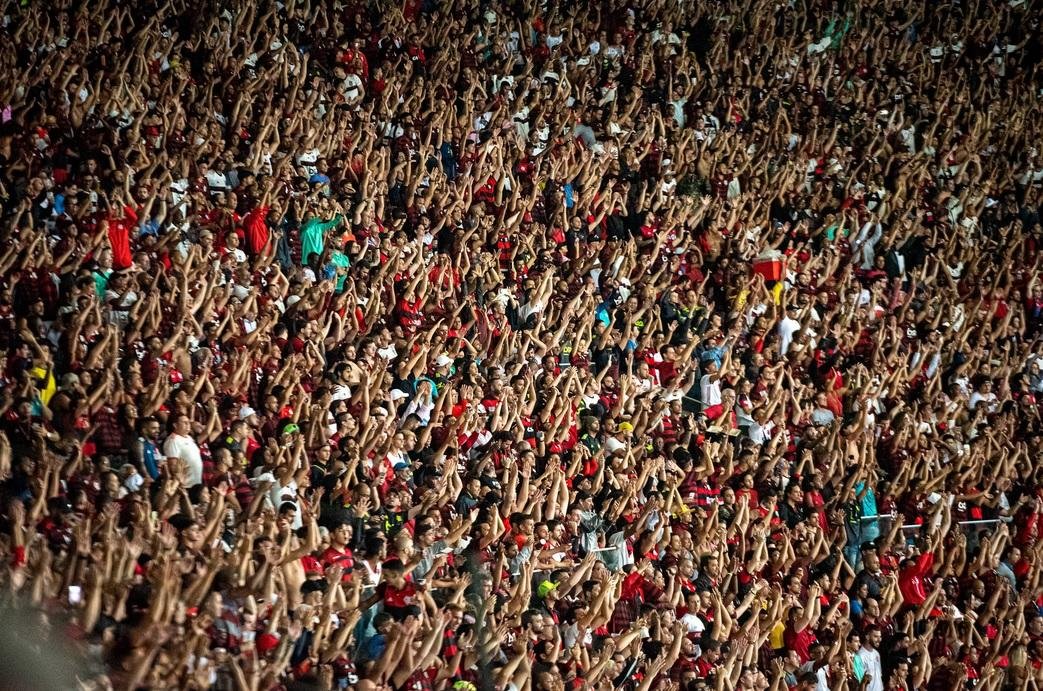Torcida do Flamengo proferiu cantos homof&oacute;bicos no Fla-Flu da &uacute;ltima quarta-feira