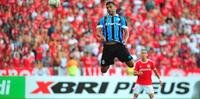 Diego Souza marcou o gol da vitória do Grêmio sobre o Inter no Beira-Rio