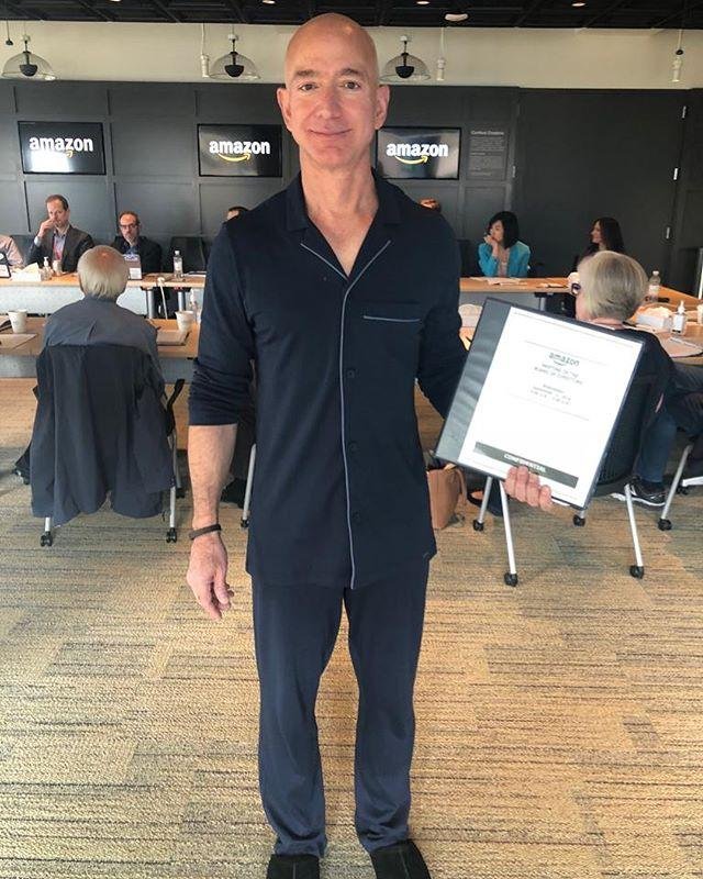 Jeff Bezos &eacute; reconhecido como o homem mais rico do mundo