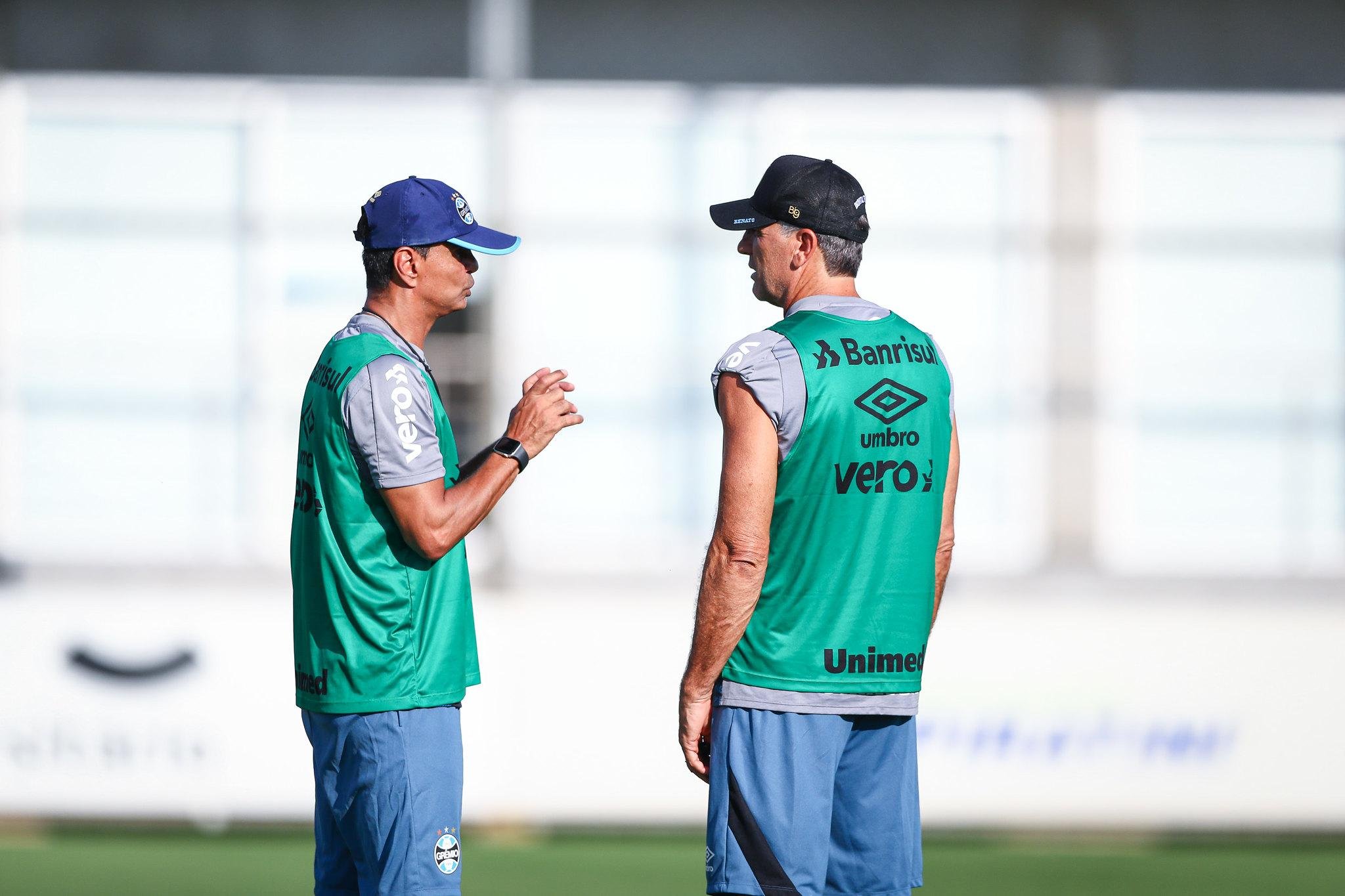 T&eacute;cnico Renato Portaluppi fechou atividade e n&atilde;o indicou time que enfrenta o Caxias na decis&atilde;o do turno