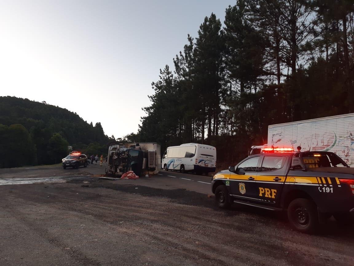 Colis&atilde;o aconteceu no km 275 da rodovia