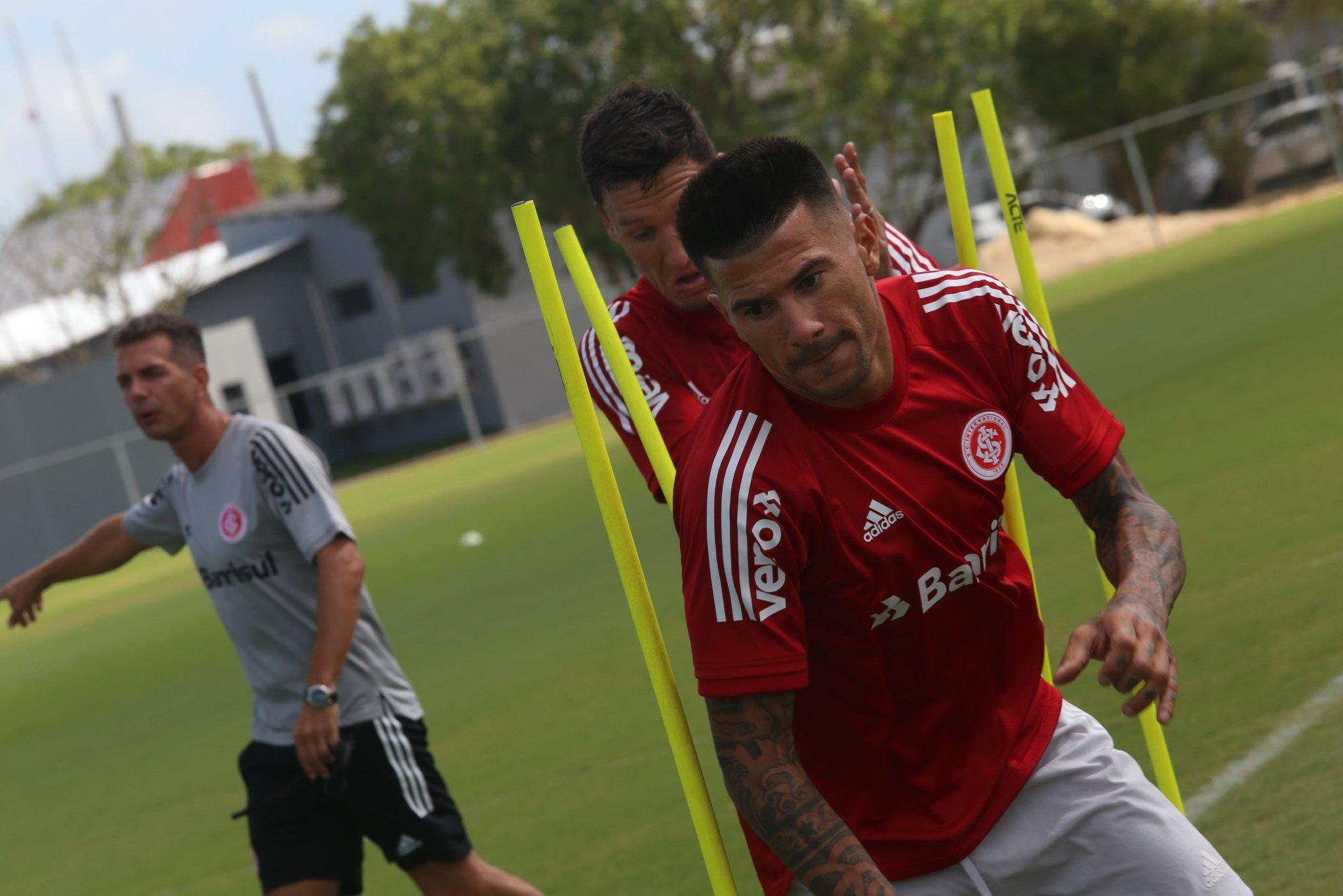 Colorado enfrenta os colombianos na pr&oacute;xima quarta-feira