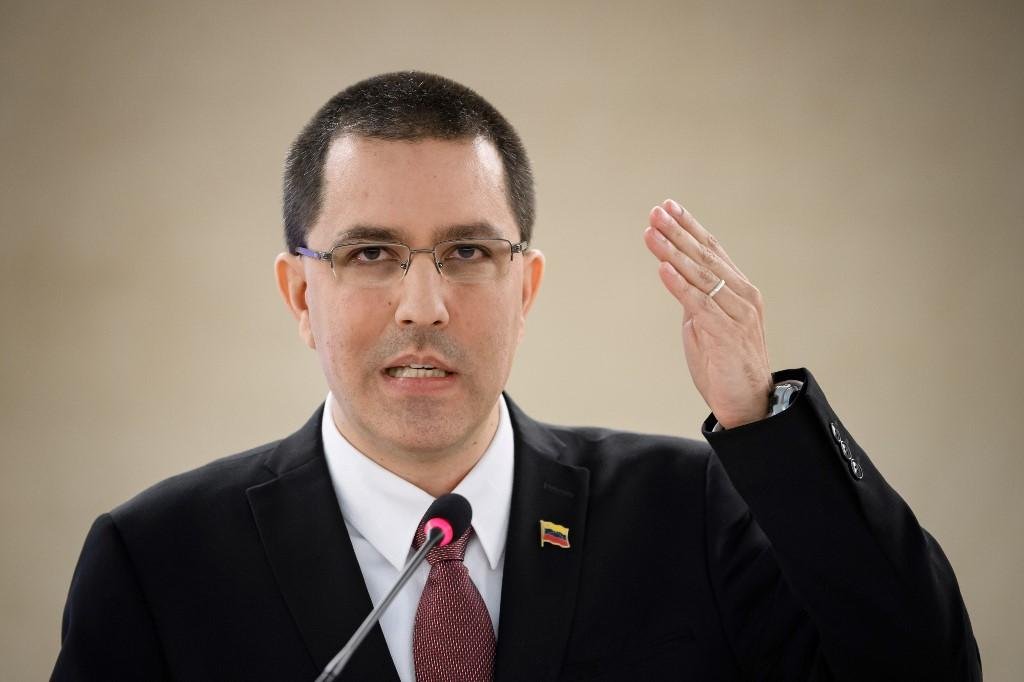 Medidas dos Estados Unidos t&ecirc;m como objetivo for&ccedil;ar Maduro para abandonar o poder