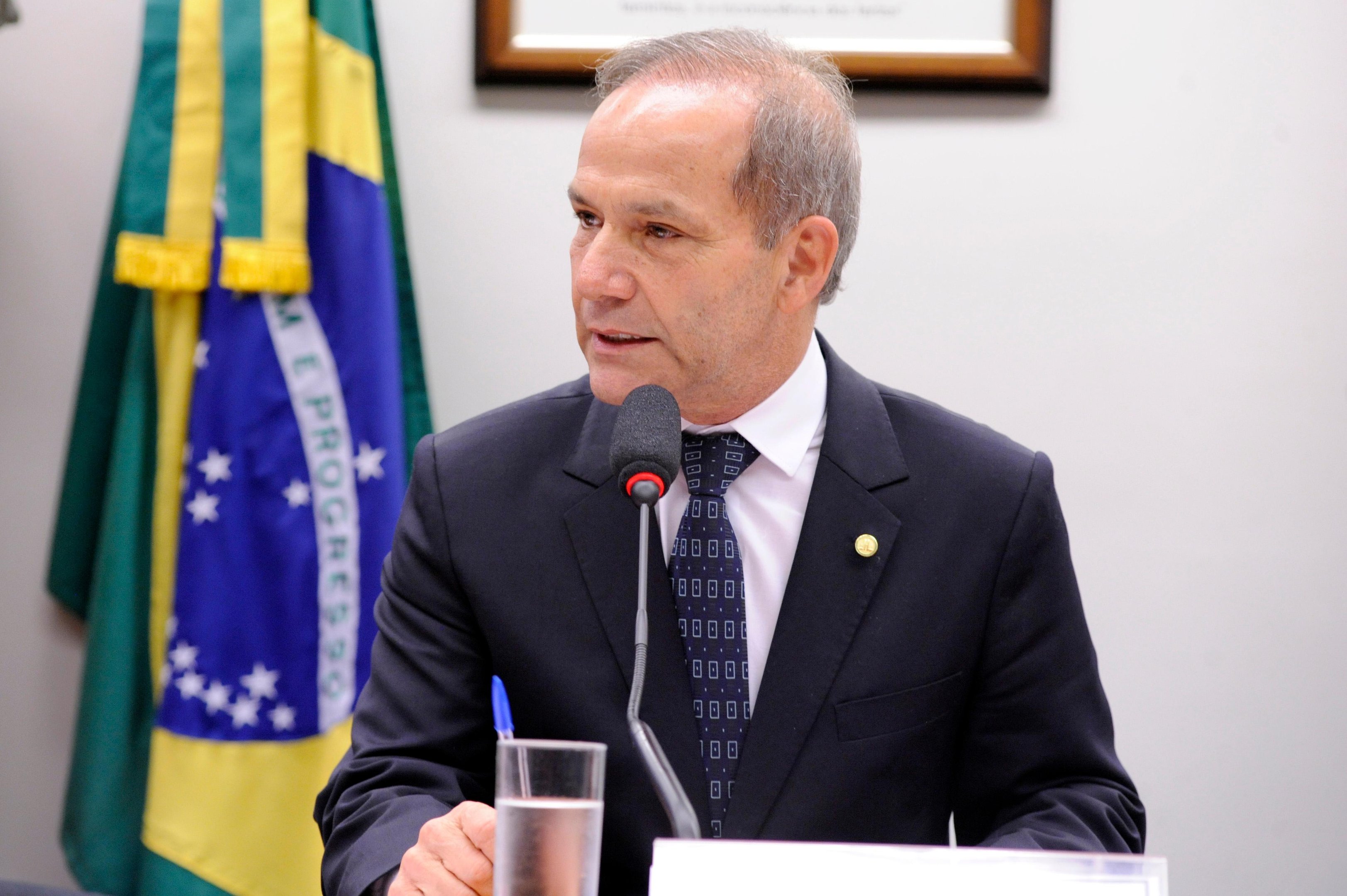 General Peternelli desautorizou o uso de sua imagem em convoca&ccedil;&atilde;o anti-Congresso