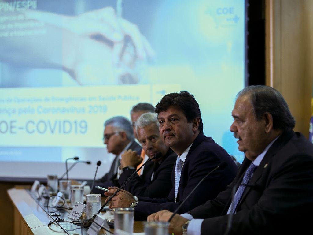 Diagn&oacute;stico do caso de coronav&iacute;rus no Brasil foi confirmado nesta quarta-feira