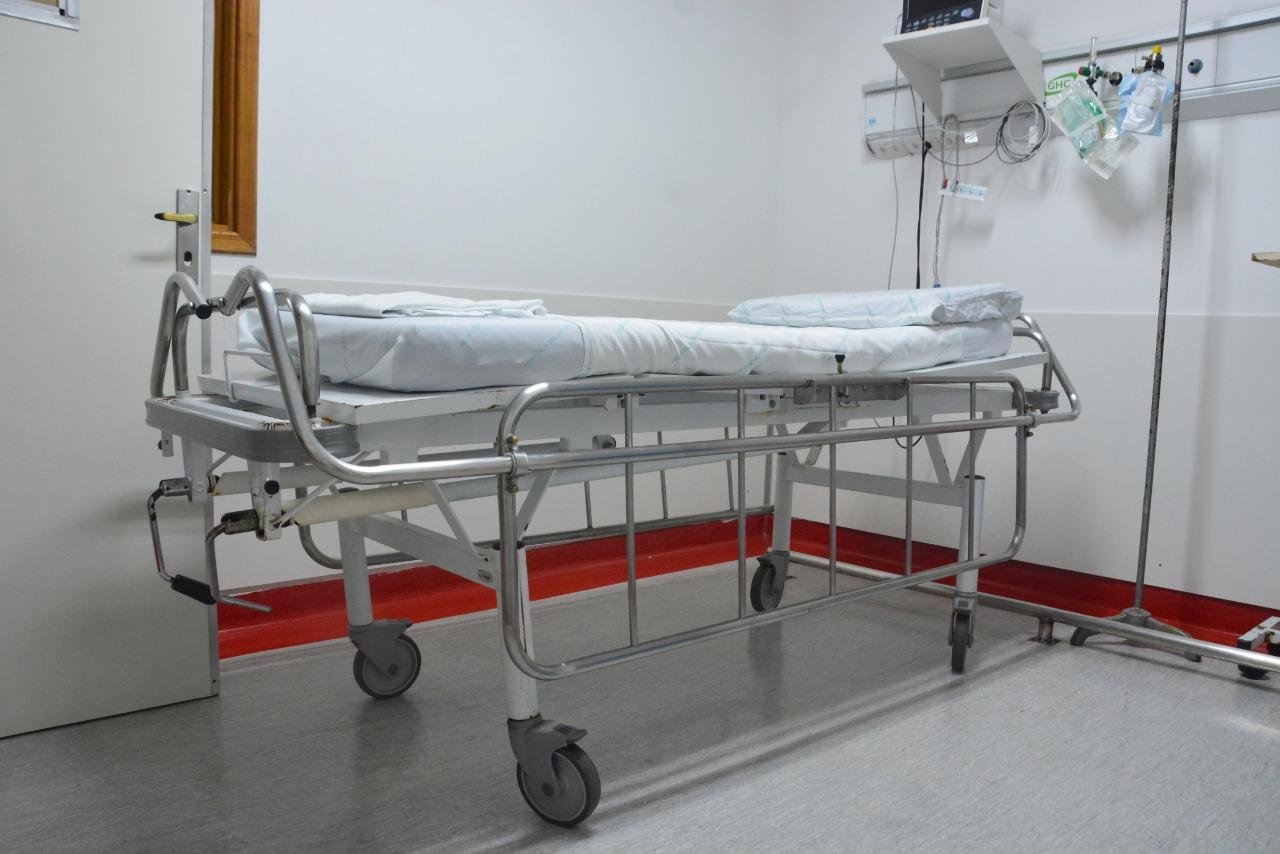 Indiv&iacute;duos que apresentarem sintomas, se enquadrarem na defini&ccedil;&atilde;o de caso suspeito da doen&ccedil;a respirat&oacute;ria e possu&iacute;rem condi&ccedil;&otilde;es de acompanhamento domiciliar dever&atilde;o receber atestado m&eacute;dico