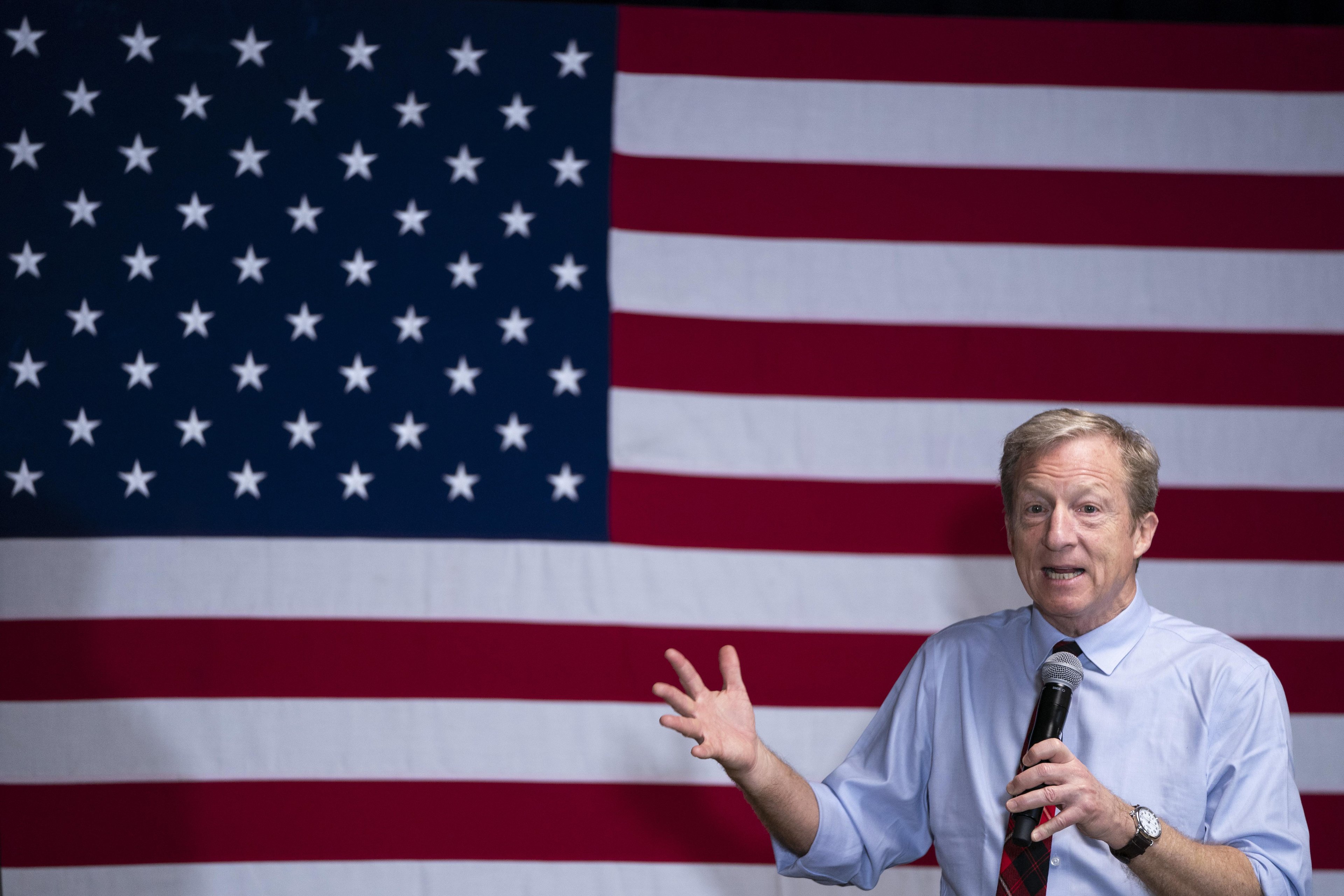 Tom Steyer tem o exemplo de curr&iacute;culo de Wall Street - Phillips Exeter Academy, estudante de Yale, MBA em Stanford, Goldman Sachs, e magnata de fundos de hedge