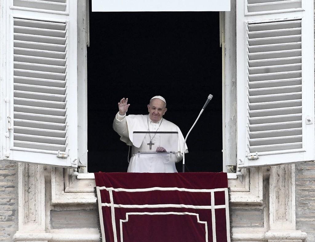 Papa Francisco informou que n&atilde;o iria o retiro ,que inicia na segunda-feira, na manh&atilde; deste domingo