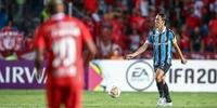 Zagueiro voltou de lesão para estrear na Libertadores