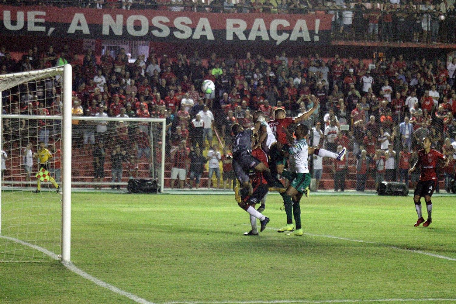 Brasil de Pelotas venceu por 1 a 0 e garantiu vaga na terceira fase da Copa do Brasil