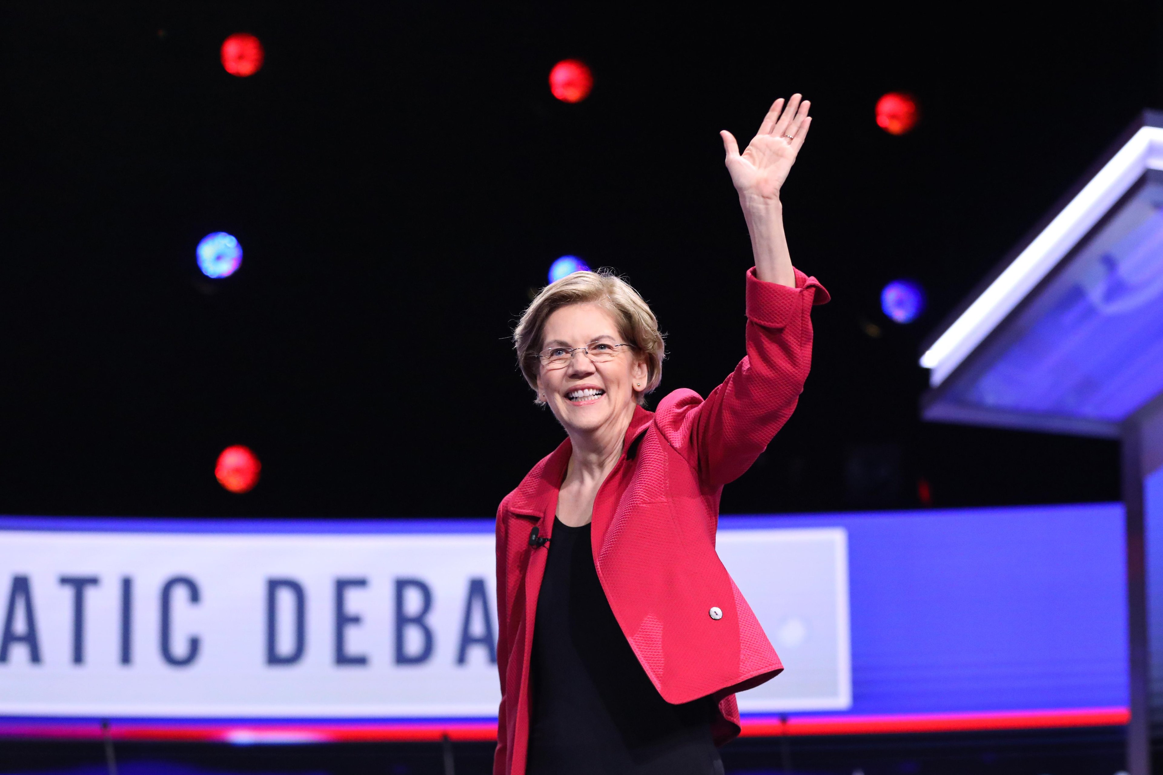 Warren conversar&aacute; com sua equipe de campanha nesta quinta