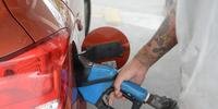 Preço da gasolina varia 50 centavos em Porto Alegre, segundo o Procon