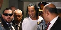Ronaldinho está preso desde a última sexta no Paraguai