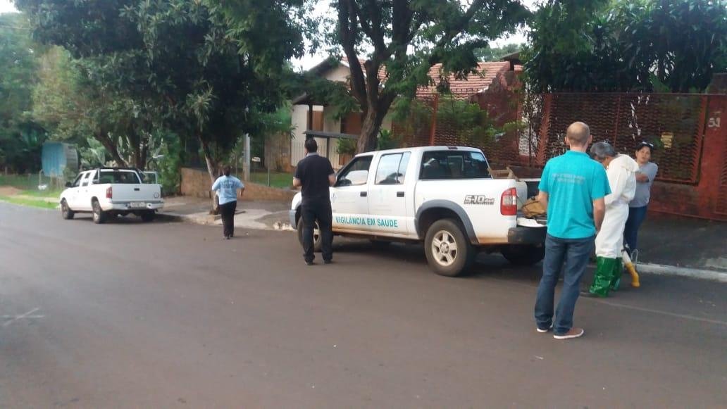 No s&aacute;bado, 20 agentes de endemias e os 50 agentes comunit&aacute;rios realizaram mutir&atilde;o nos bairros onde os pacientes residem.