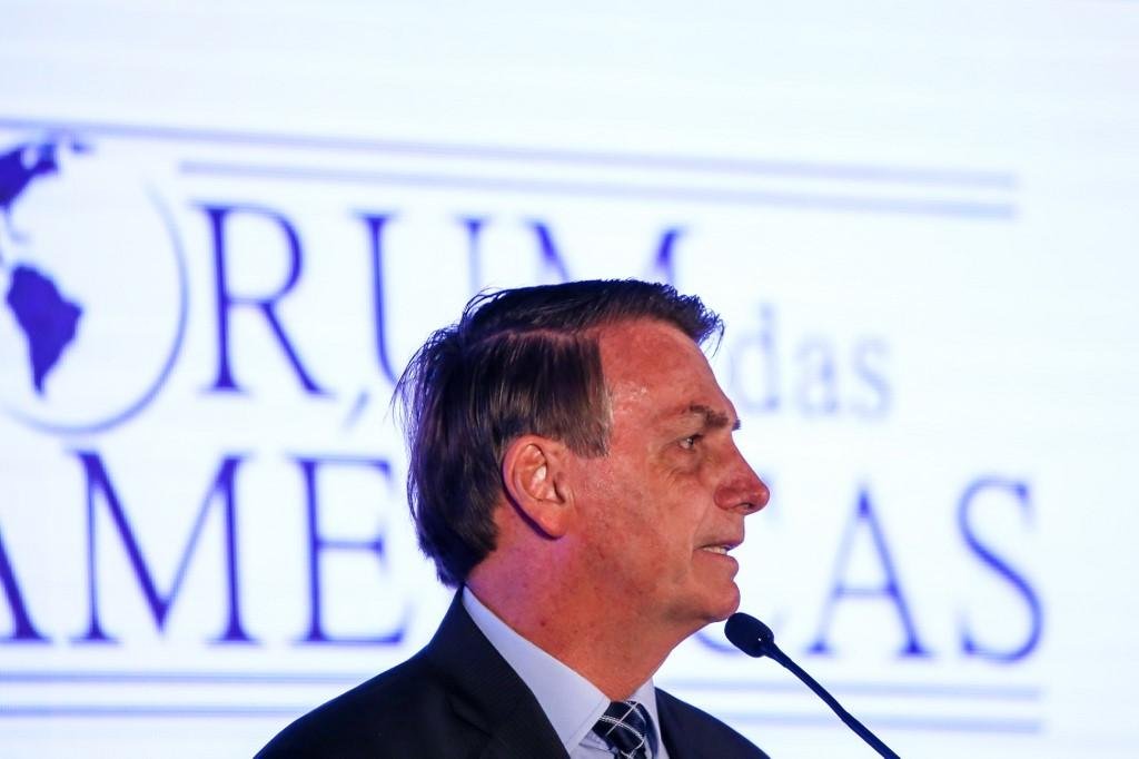 O presidente j&aacute; havia chamado, por WhatsApp, aliados para participarem do ato