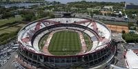 A partida estava marcada para o Monumental de Nuñez, estádio do River Plate