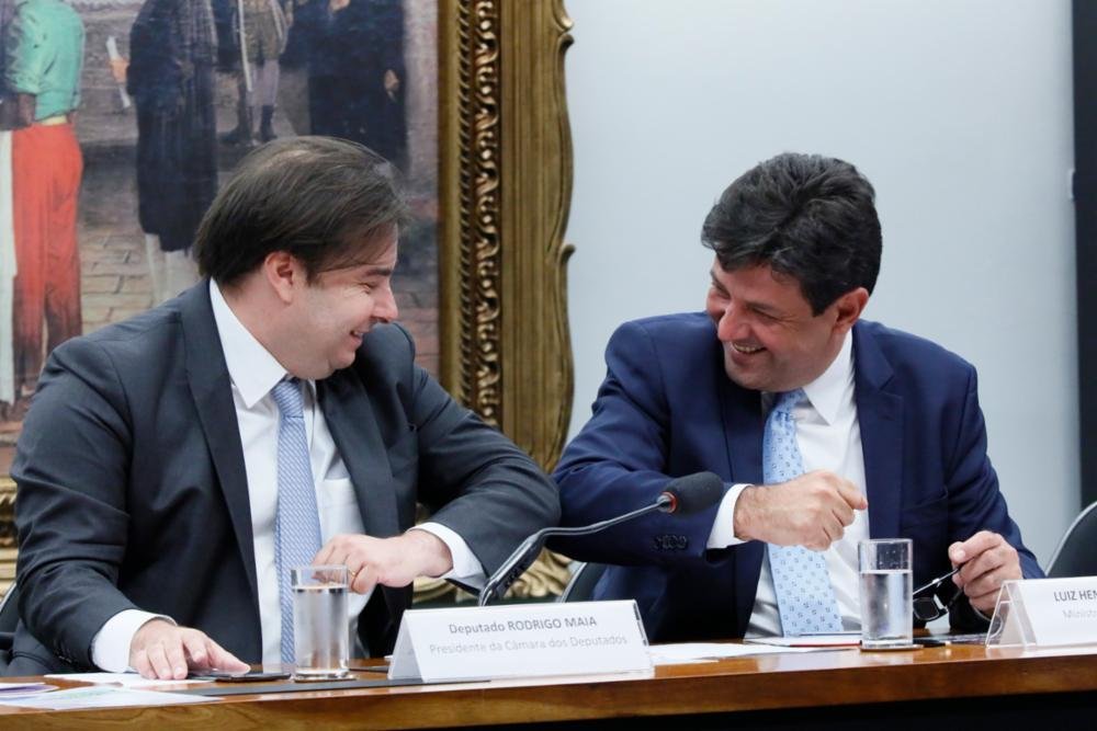 Parlamentares que integram grupo de risco da doen&ccedil;a est&atilde;o liberados de futuras sess&otilde;es