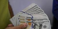 Quarta valorização consecutiva leva a moeda norte-americana a ser negociada a R$ 5,047