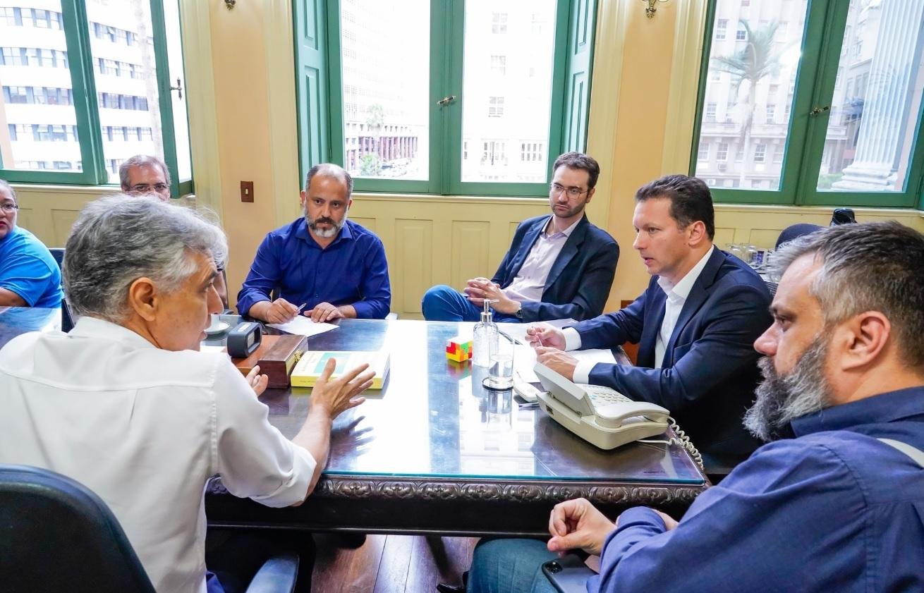 Marchezan se reuniu com representantes de diversas entidades para falar sobre a propaga&ccedil;&atilde;o do novo coronav&iacute;rus