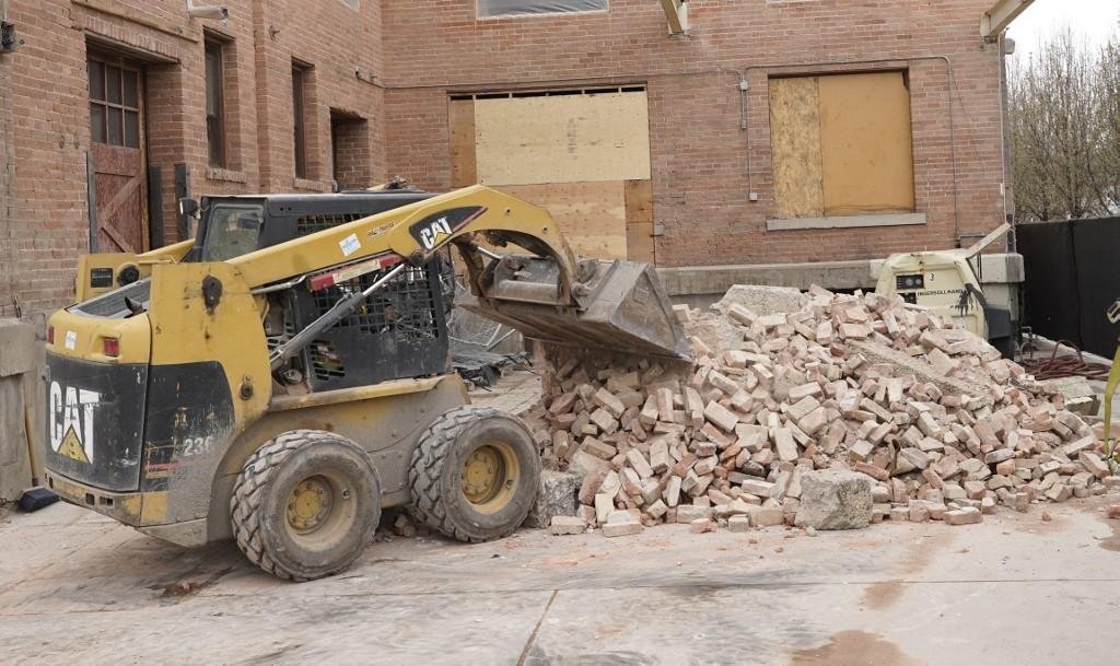 Terremoto foi seguido por mais de 25 tremores secund&aacute;rios