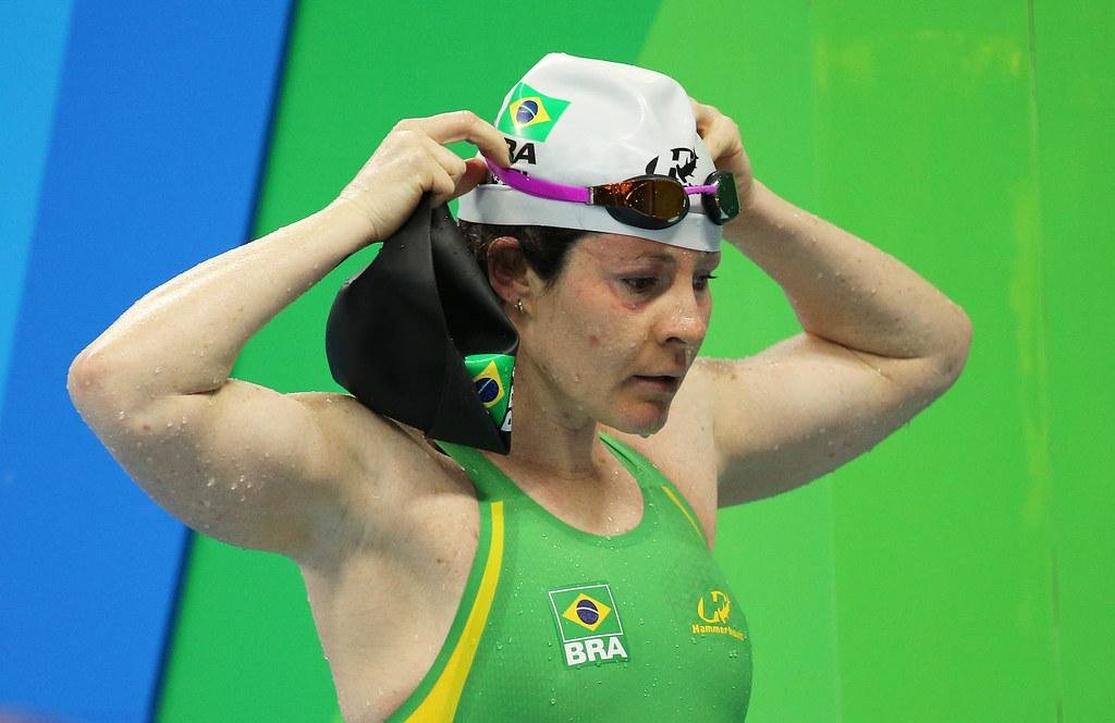 Raquel Viel &eacute; uma das nove nadadoras paral&iacute;mpicas que n&atilde;o podem deixar Quito, no Equador