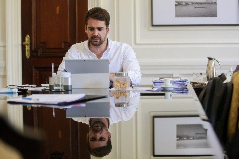 Leite participou de reuni&atilde;o com o governo federal nesta ter&ccedil;a