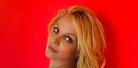 Britney Spears foi chamada de comunista pelos fãs nos comentários do Instagram