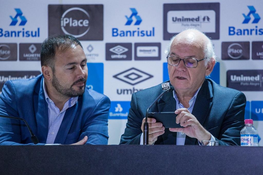 O CEO do Clube, Carlos Amodeo, e a dire&ccedil;&atilde;o seguem tentando acertar o pagamento e o per&iacute;odo de f&eacute;rias dos jogadores