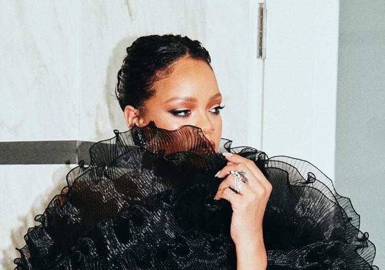 Rihanna participa do single "Believe It", do rapper PartyNextDoor