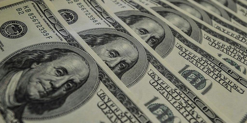 Ao final desta sexta-feira, a moeda norte-americana era vendida a R$ 5,107