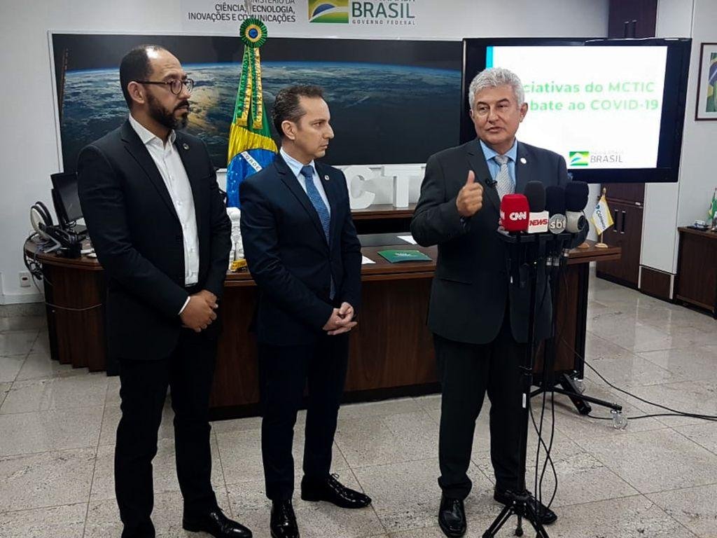Ministro da Ci&ecirc;ncia, Tecnologia, Inova&ccedil;&otilde;es e Telecomunica&ccedil;&otilde;es, Marcos Pontes, fala sobre o investimento do Minist&eacute;rio para o enfrentamento da Covid-19, durante entrevista &agrave; imprensa