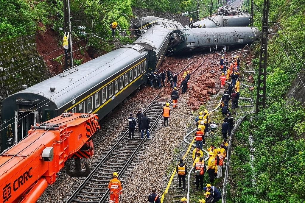 Quatro dos 127 feridos em acidente envolvendo trem est&atilde;o em estado grave