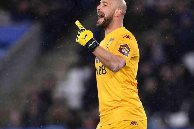 Reina revelou que o pior momento foi a falta de ar que sentiu. "Estava isolado desde que senti os primeiros sintomas do v&iacute;rus.