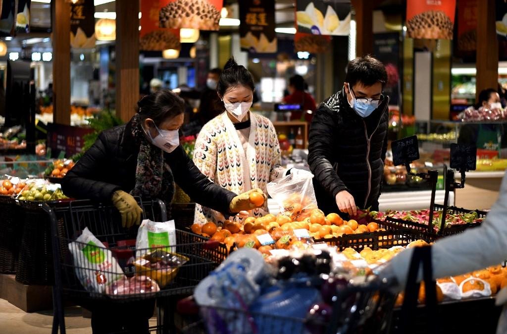 Fechamento de Wuhan evitou at&eacute; 700 mil casos de Covid-19