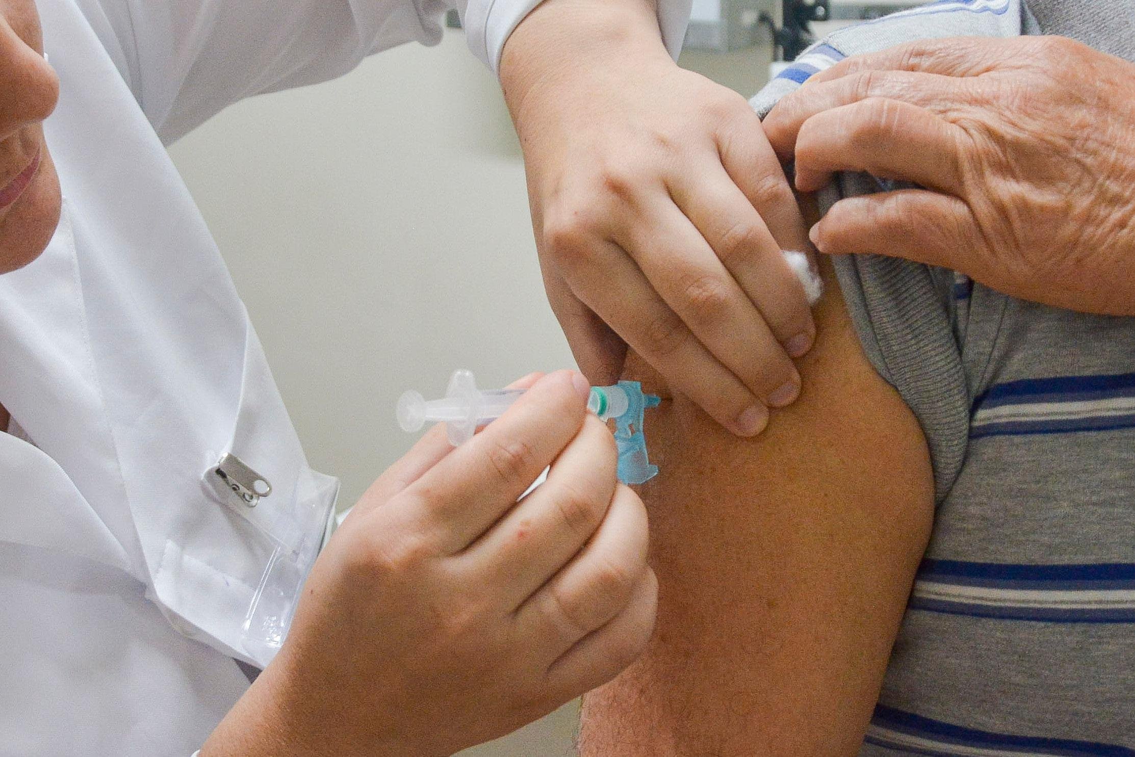 Nesta terceira remessa, a Secretaria de Sa&uacute;de obteve 2,250 mil doses
