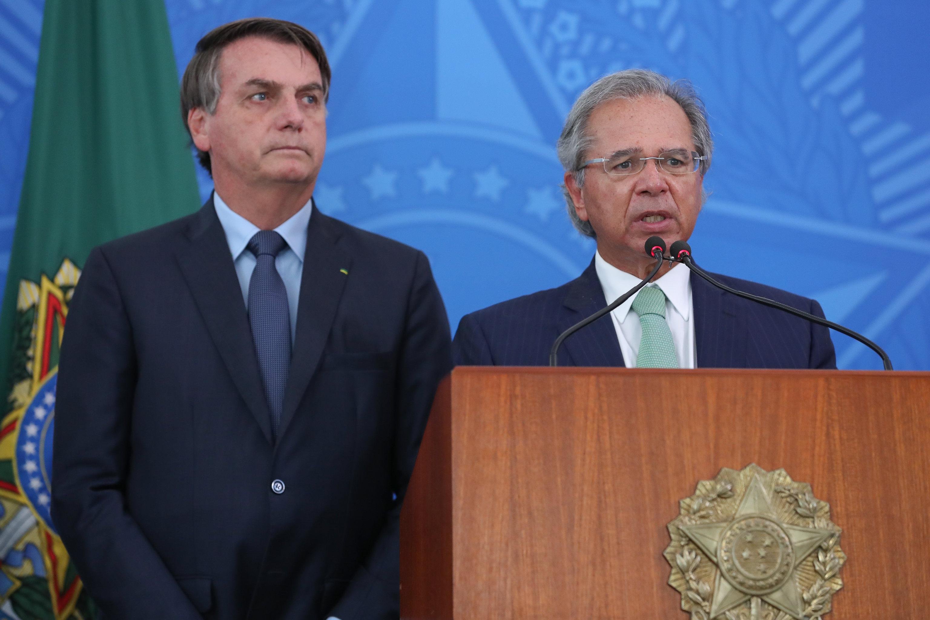 Equipe econ&ocirc;mica estima que o programa salvar&aacute; 8,5 milh&otilde;es de postos de trabalho ao dar al&iacute;vio moment&acirc;neo &agrave;s empresas