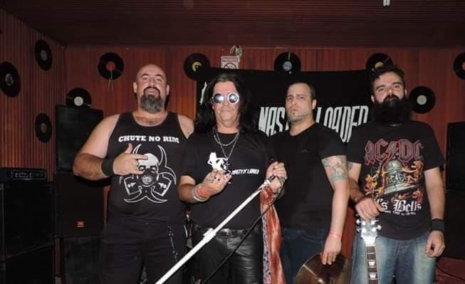 Nasty n'Loaded tem influ&ecirc;ncias que v&atilde;o do Hard Rock, Heavy Metal, Punk e at&eacute; Blues