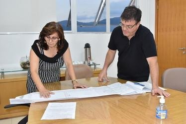 Prefeita Corinha Molling revogou o decreto que tratava da reabertura do com&eacute;rcio na cidade, prevista para ocorrer a partir desta sexta-feira