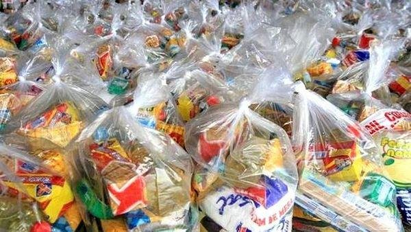 Foram doadas mil cestas b&aacute;sicas e 980 kits alimenta&ccedil;&atilde;o.