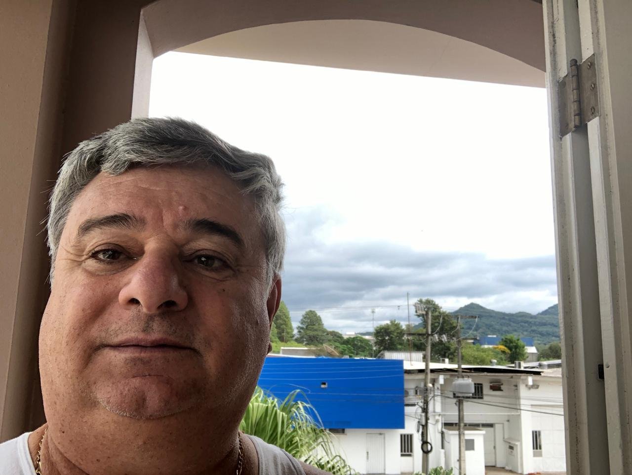 Empres&aacute;rio Valnei Beltrame, de Santa Maria, foi tratado com v&aacute;rios medicamentos, entre eles, a hidroxicloroquina