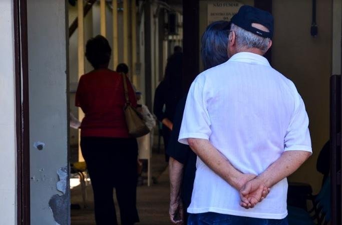 Vacina&ccedil;&atilde;o prossegue nesta quinta-feira em Porto Alegre